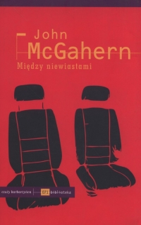 Między niewiastami - John McGahern | mała okładka